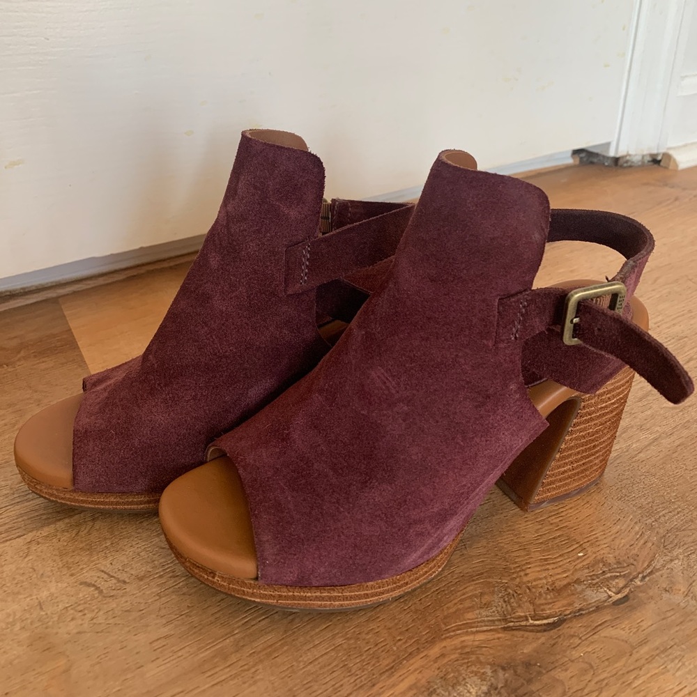Kork-Ease Burgundy Peep-toe sandals